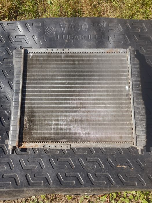 Радиатор охлаждения для Шевроле Авео Т250