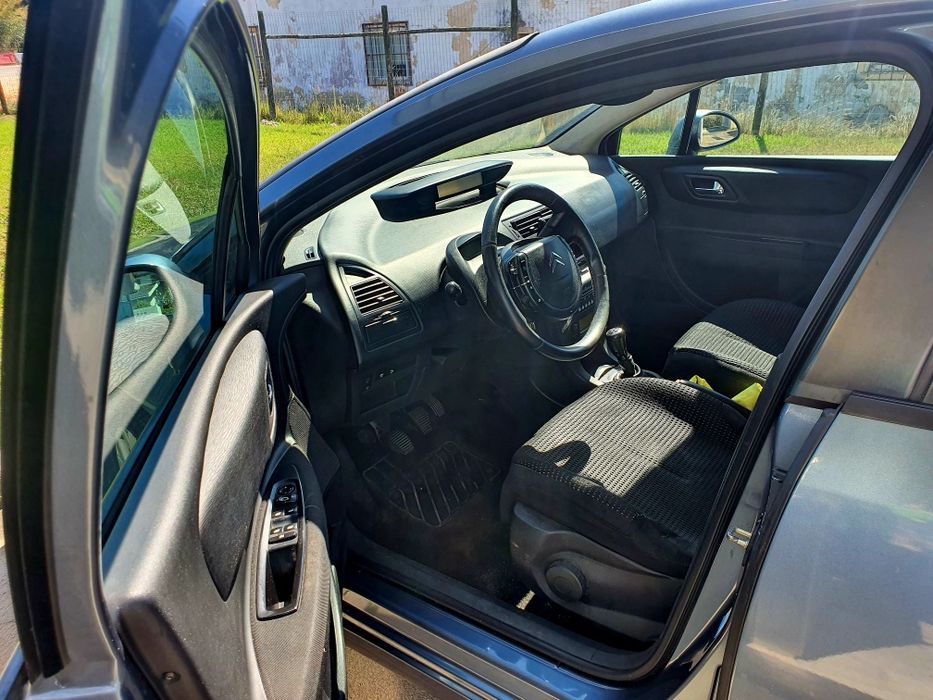 Citroën C4 1.6 HDI Diesel 2007 – Econômico, confortável e bem cuidado