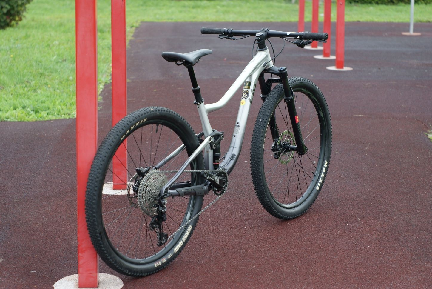 Giant Liv Pique 2 "S" 29“ Rock Shox Boost.