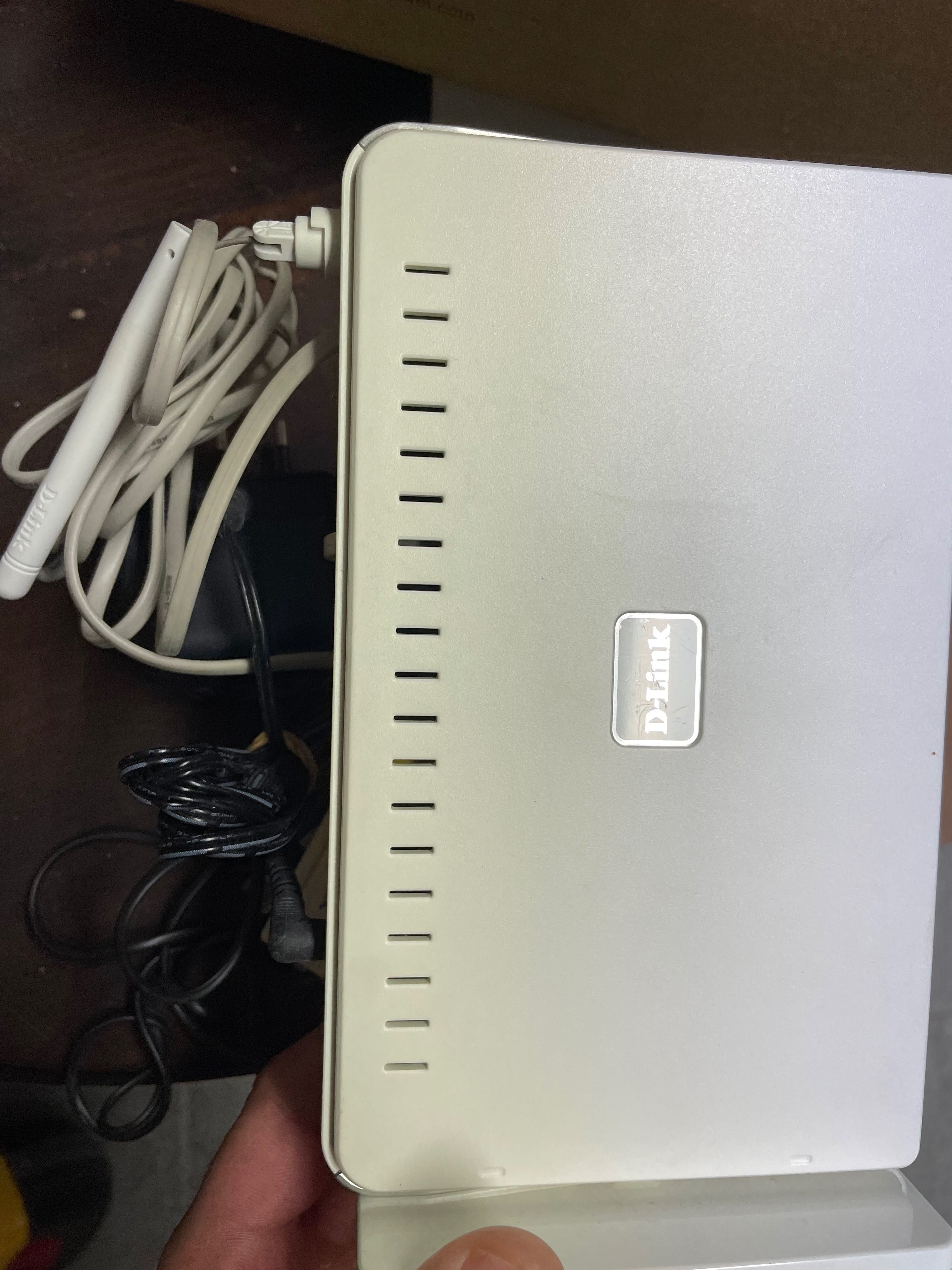Modem Router ADSL D-Link DVA-G3170iPT