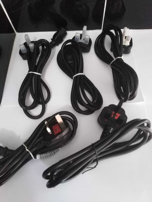 UK-style 3-pin power cable for TV, PC, and other devices – NEW.64171275314818122