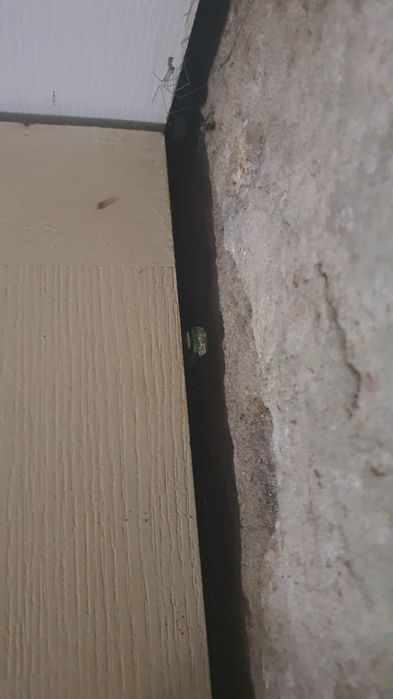 Продам двері з розсувною системою в гараж або сарай чи підвал