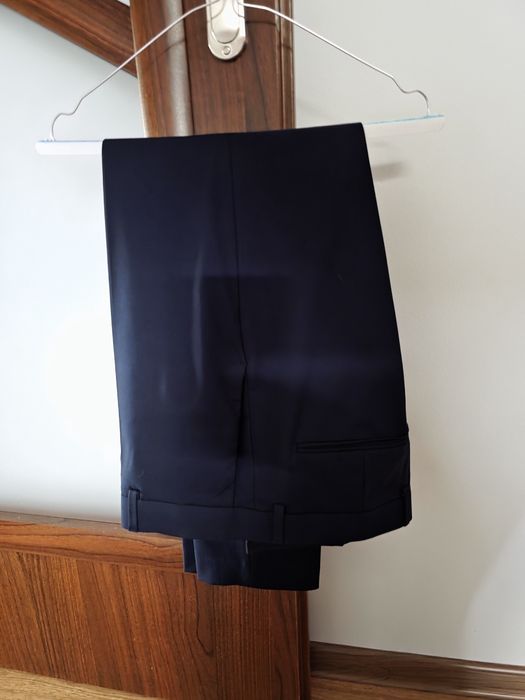 Garnitur granatowy H&M stan jak nowy, rozmiar 54