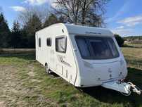 Przyczepa Swift Corniche DMC1400 z nowym  przedsionkiem + MOVER
