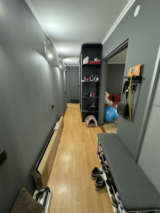 Продаж 2 кімнатної квартири по вул.Глинянський Тракт з ремонтом