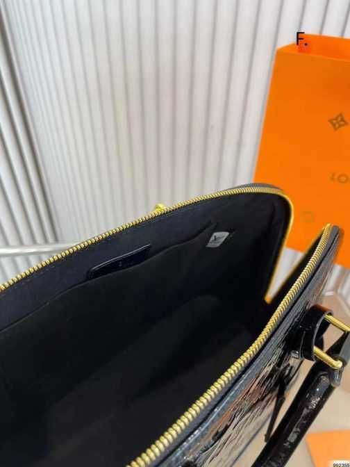 Torebka damska elegancka Louis Vuitton 444-55