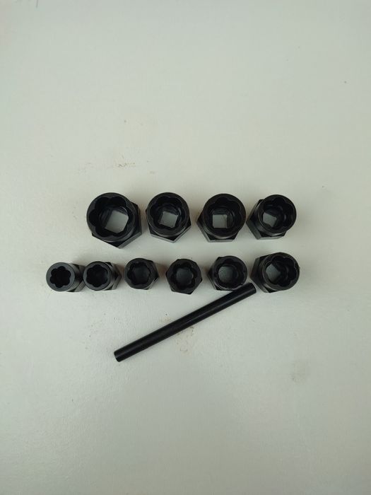 Набор экстракторов INTERTOOL SD-8008 для поврежденных болтов и гаек