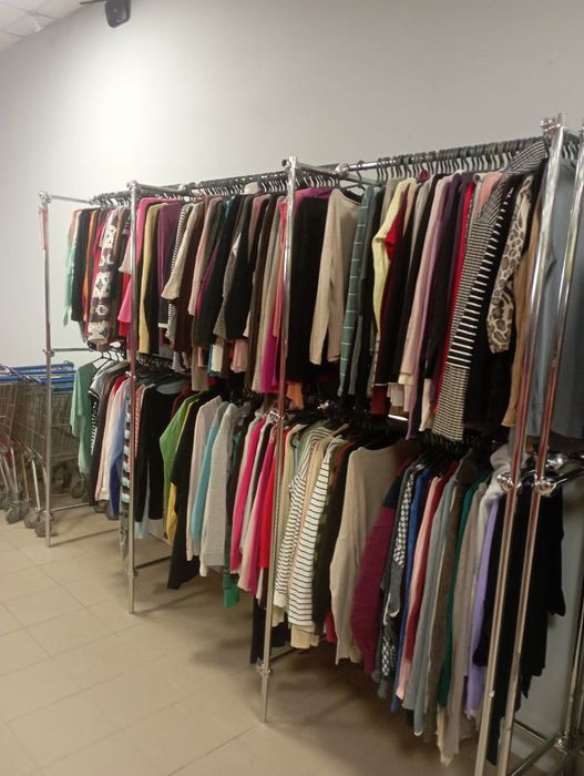 Торговое оборудование для магазина одежды, обуви, игрушек