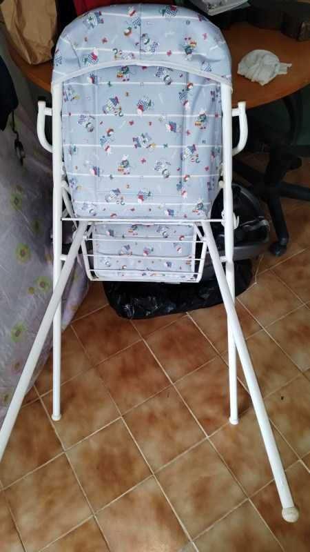 Cadeira de refeição Bebé