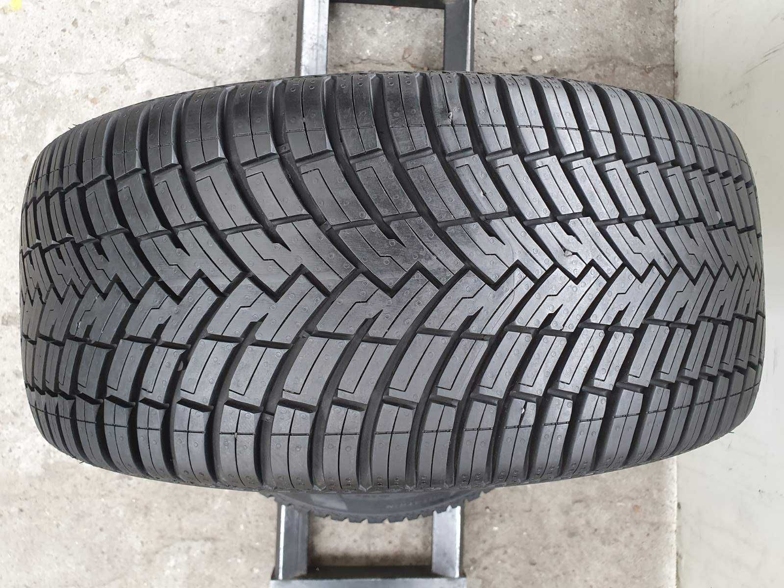 2x  Pirelli All season SF2 245/45r19  7,7mm 2023r