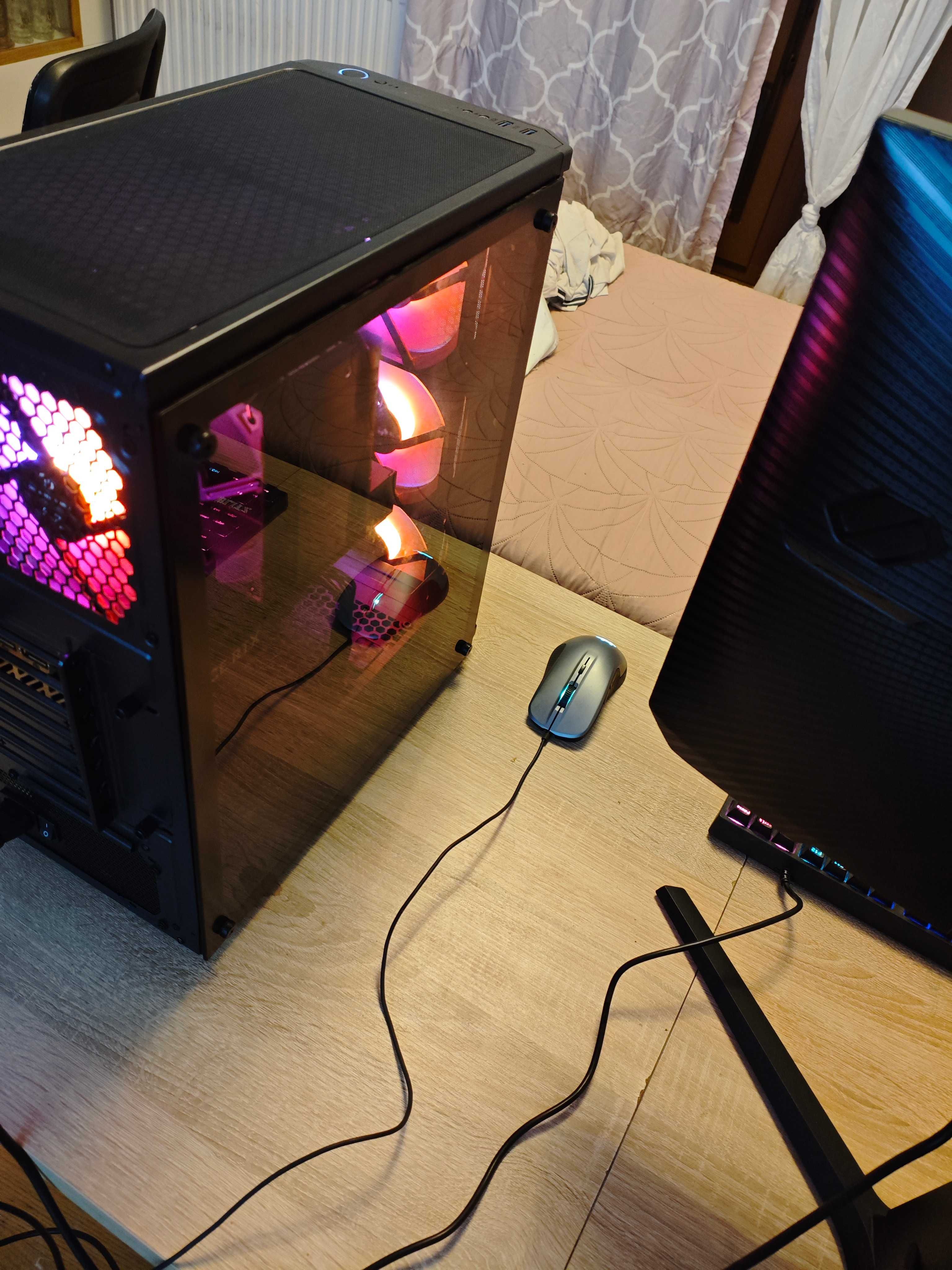 13600K 32GB DDR5 RTX 4070 2.5 TB M.2 + HD 850 Watt Gold Win 11 WiFi 6E