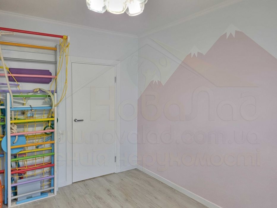 3 кімнатна квартира 71м2 з ремонтом сучасний будинок вул. Еськова