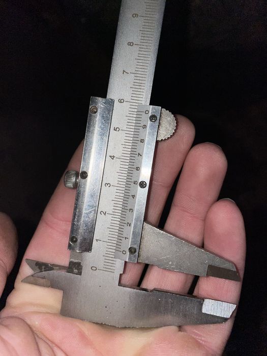 Bridgestone blizzak alenza dm-v2 225/70/16