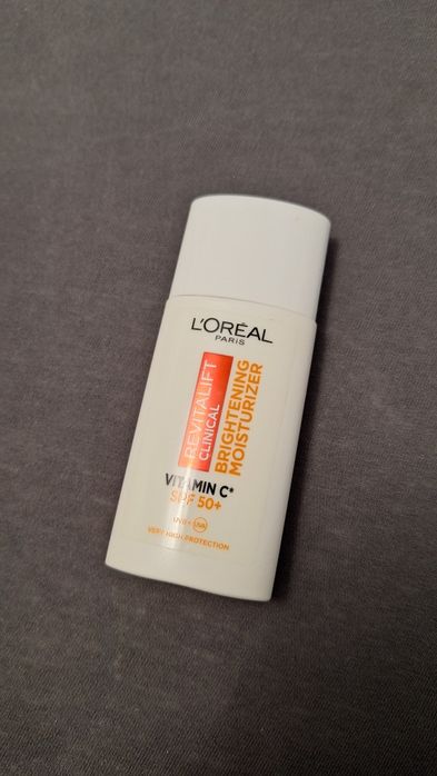 Loreal revitalift spf oraz olejek do włosów onlybio