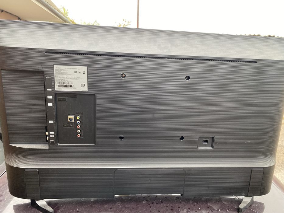 UE43T5300AUXUA телевізор на запчастини