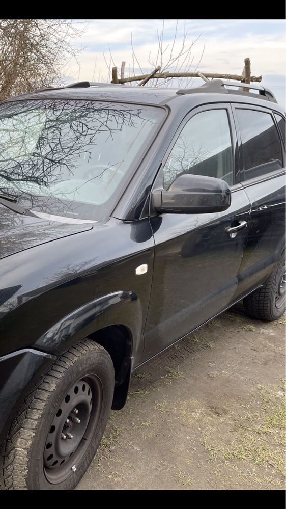 Двері Hyundai Tucson Хюндай туксон 2004-2010