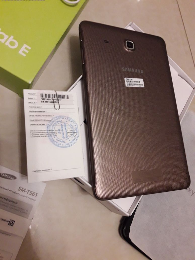 Планшет Samsung Galaxy Tab E 9,6