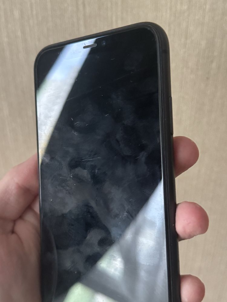 iPhone 11 icloud lock