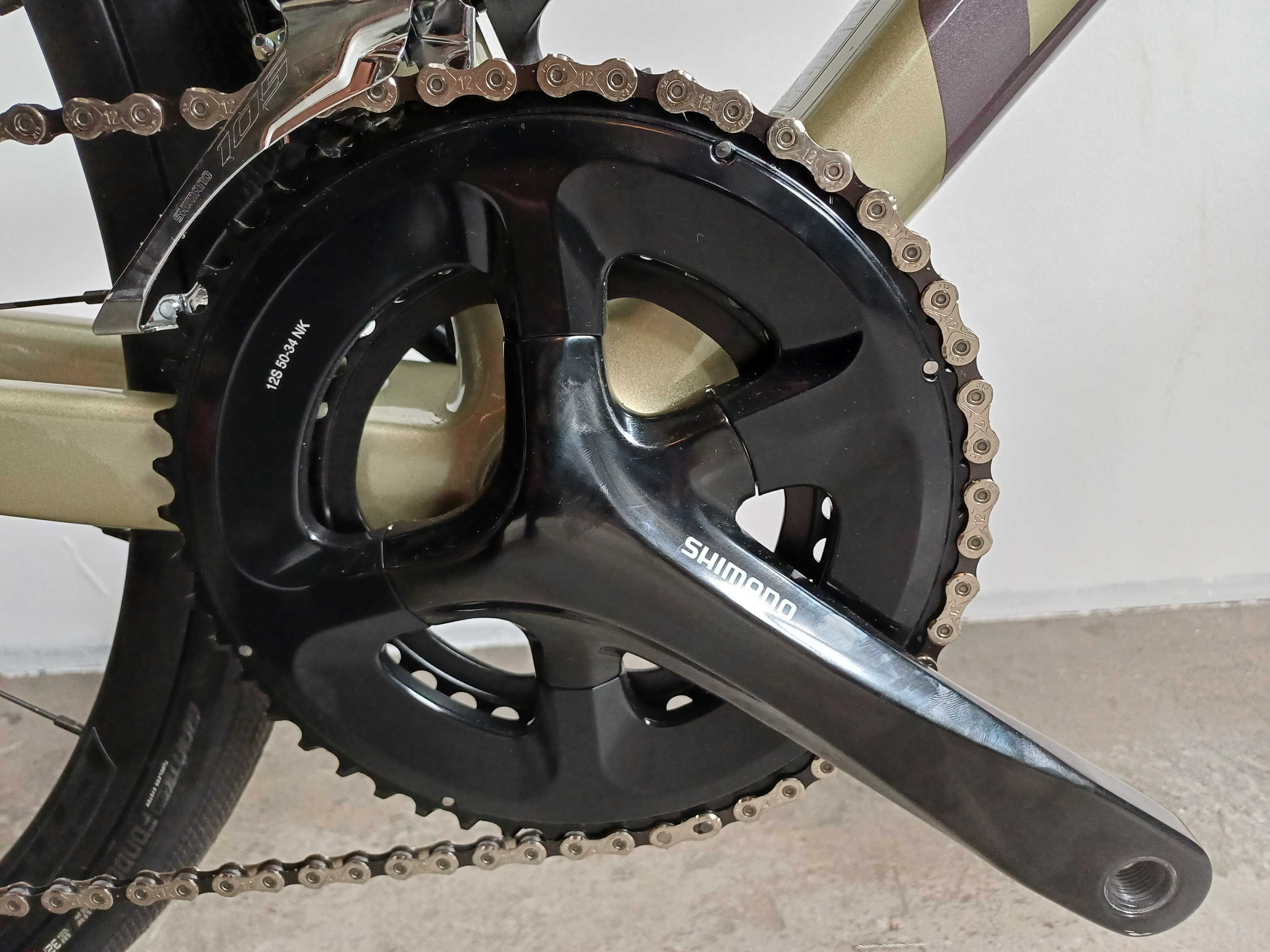 GIANT Defy Advanced 2 Złoty Rycerz Szos roz ML