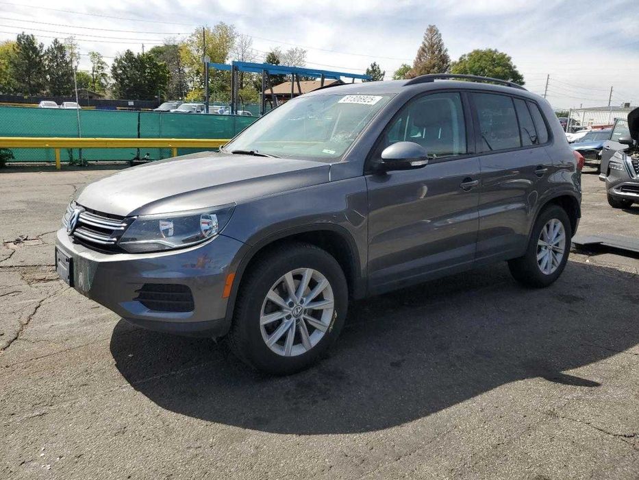 VOLKSWAGEN Tiguan S 2015