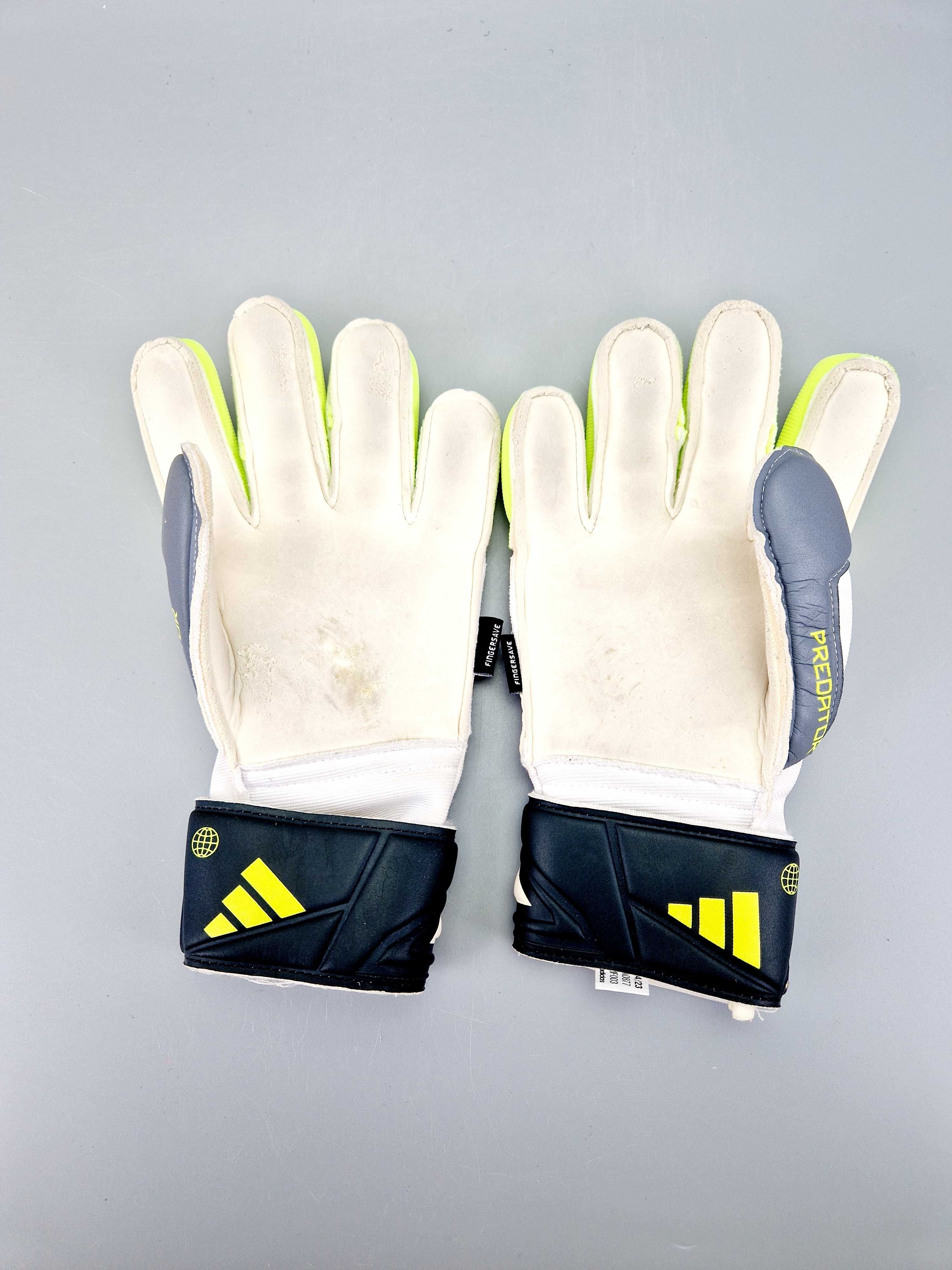 Rękawice Bramkarskie adidas Predator Fingersave roz 7