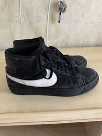 Nike sb zoom blazer mid