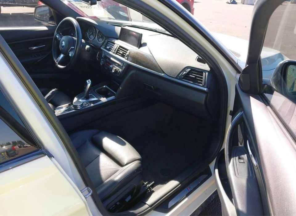 BMW 328d F30 2.0 дизель в дорозі