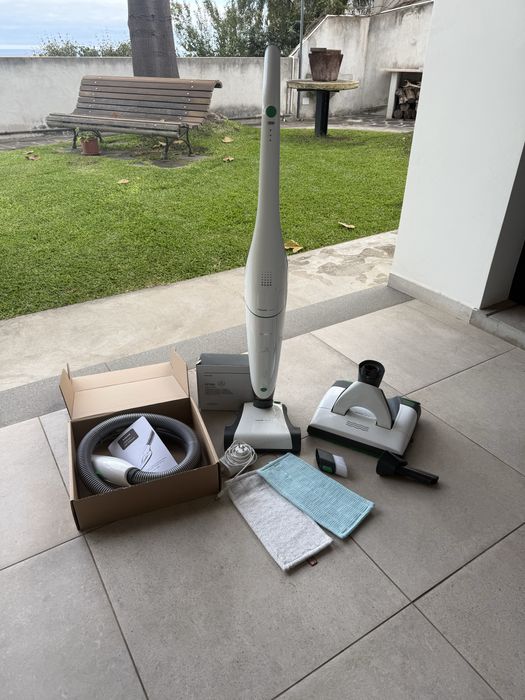 Aspirador Vorwerk Kobold VB100 + acessórios