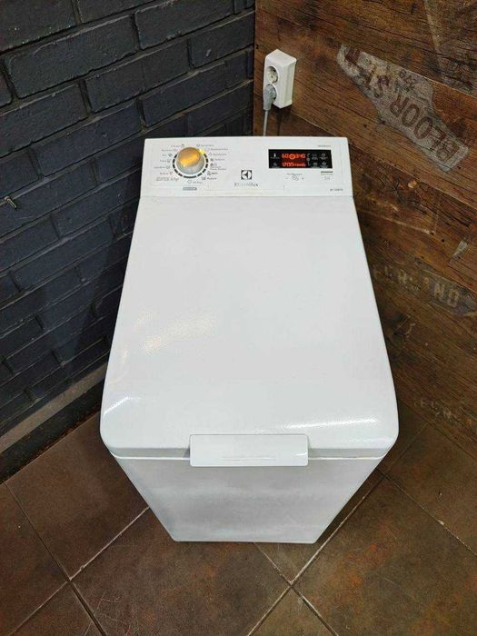Вертикальна пральна машина ELECTROLUX EW7TN3362SP. Доставлю!