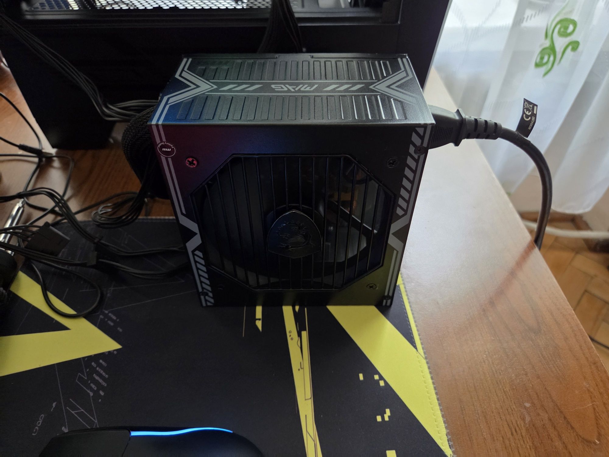 Sprzedam zasilacz 650w