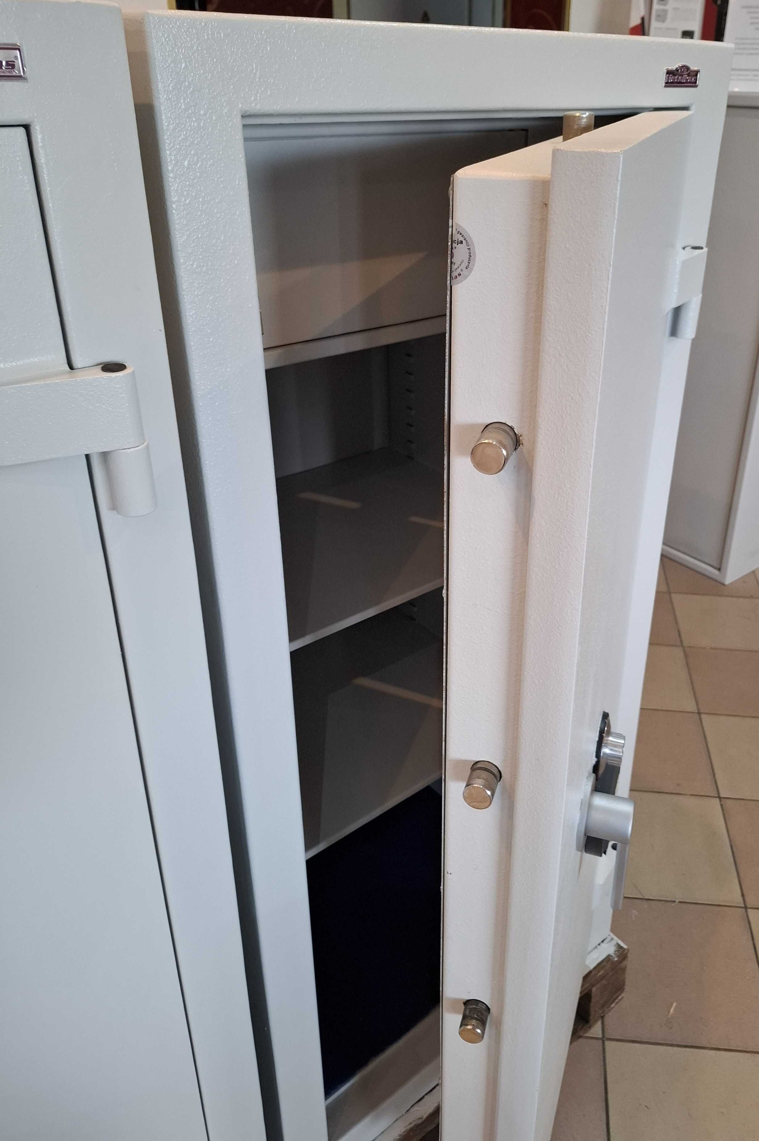Sejf kasa pancerna Metalkas 750 kg, III klasa odporności na włamanie