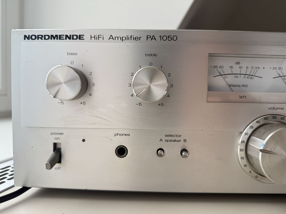 Підстилювач Nordmende PA1050