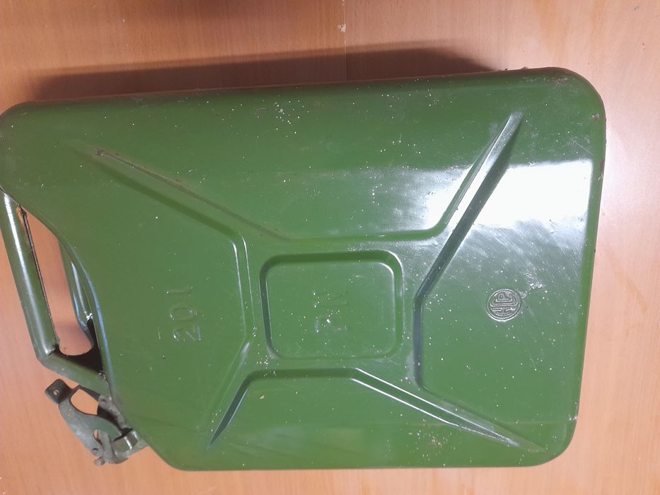 Karnister metalowy 20l