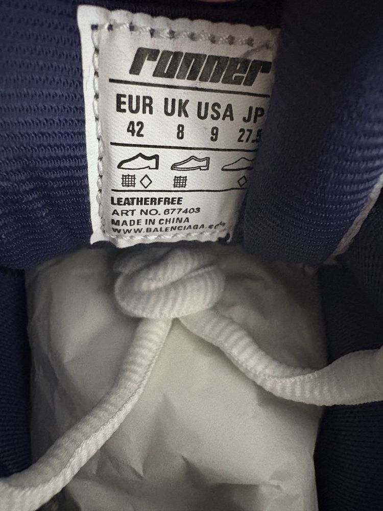 Balenciaga runner