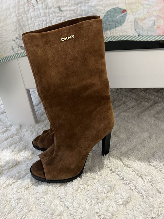 Жіночі чоботи з наиурального замшу