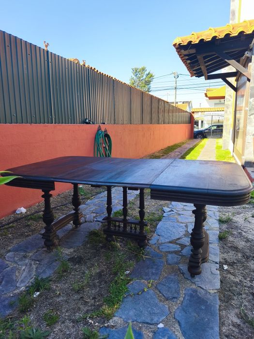 Mesa romântica em bom estado