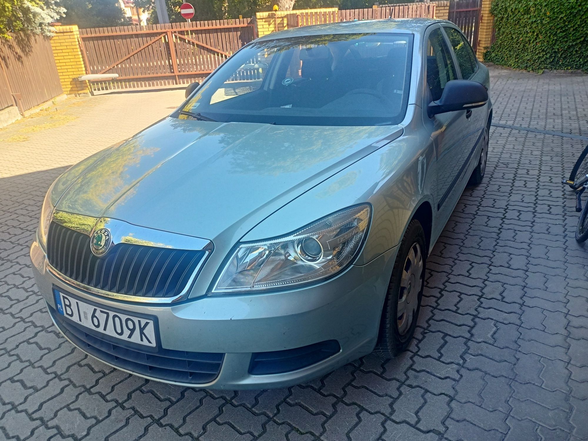 skoda octavia ii 1,6 mpi 102 km plus lpg