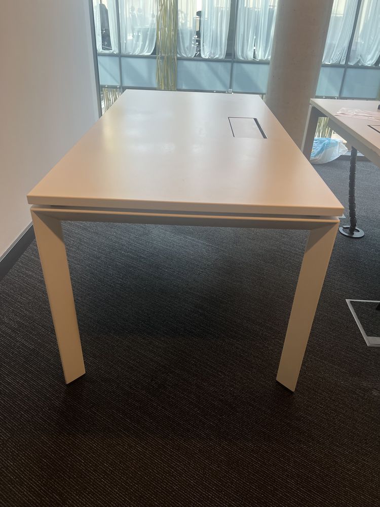 STEELCASE Biurko 160/80 kolor biały