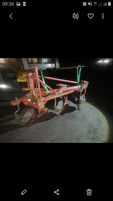 Продам плуг Kverneland