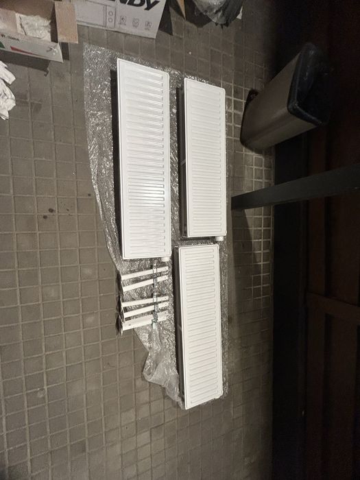 Сталевий радіатор нижнє підключення Vogel&Noot