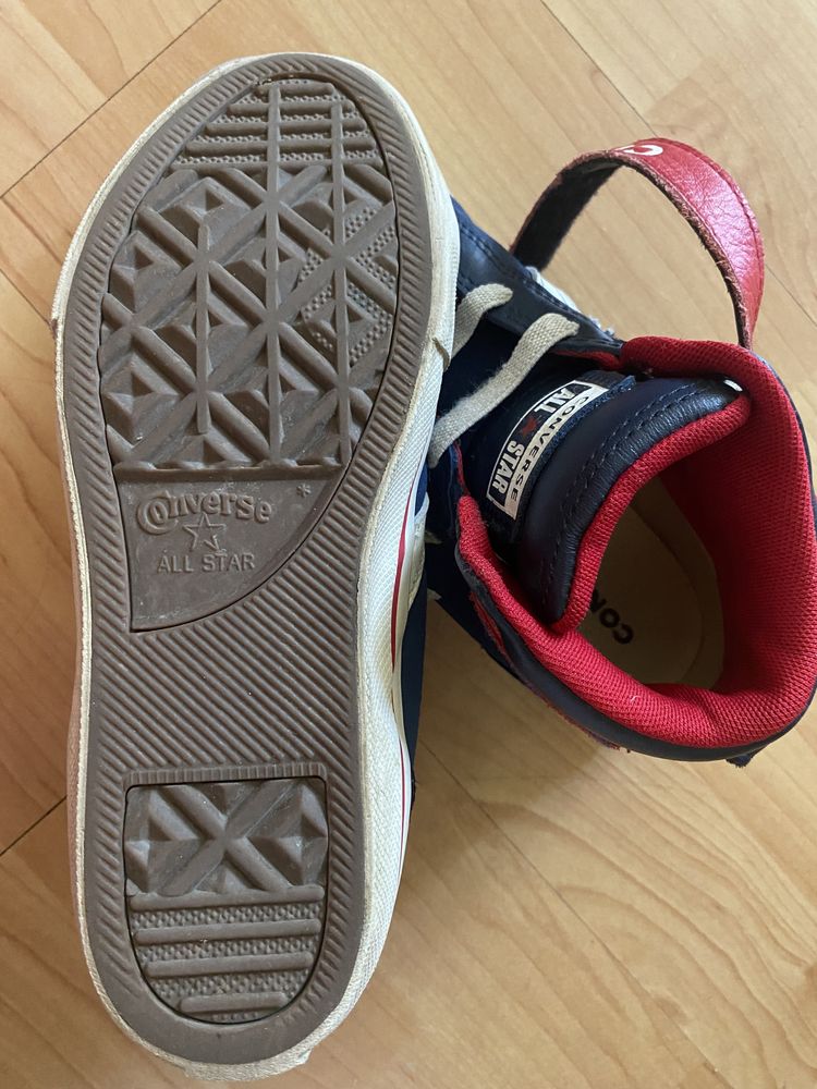 Converse wysokie czesciowo skórzane rozmiar 34