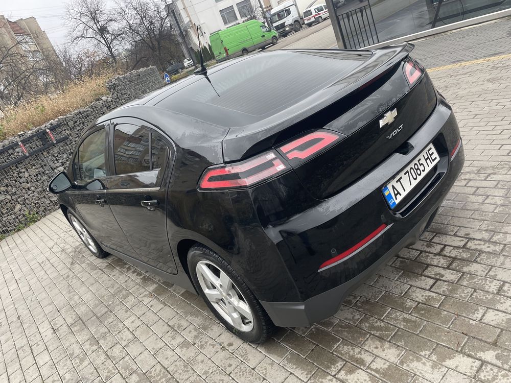 Продам свій Chevrolet Volt 2014 I покоління - 1,4 PHEV AT