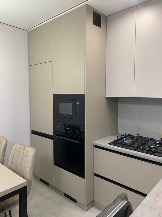 Оренда 2х-кімнатна квартира + кухня-студія ЖК вул.Київська-Смакули