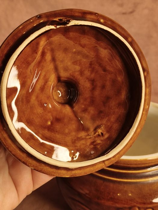 Stary ceramiczny pojemnik w kaszubskie kwiaty PRL 191