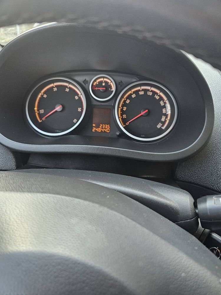 Продам Opel corsa 1,3 дизель