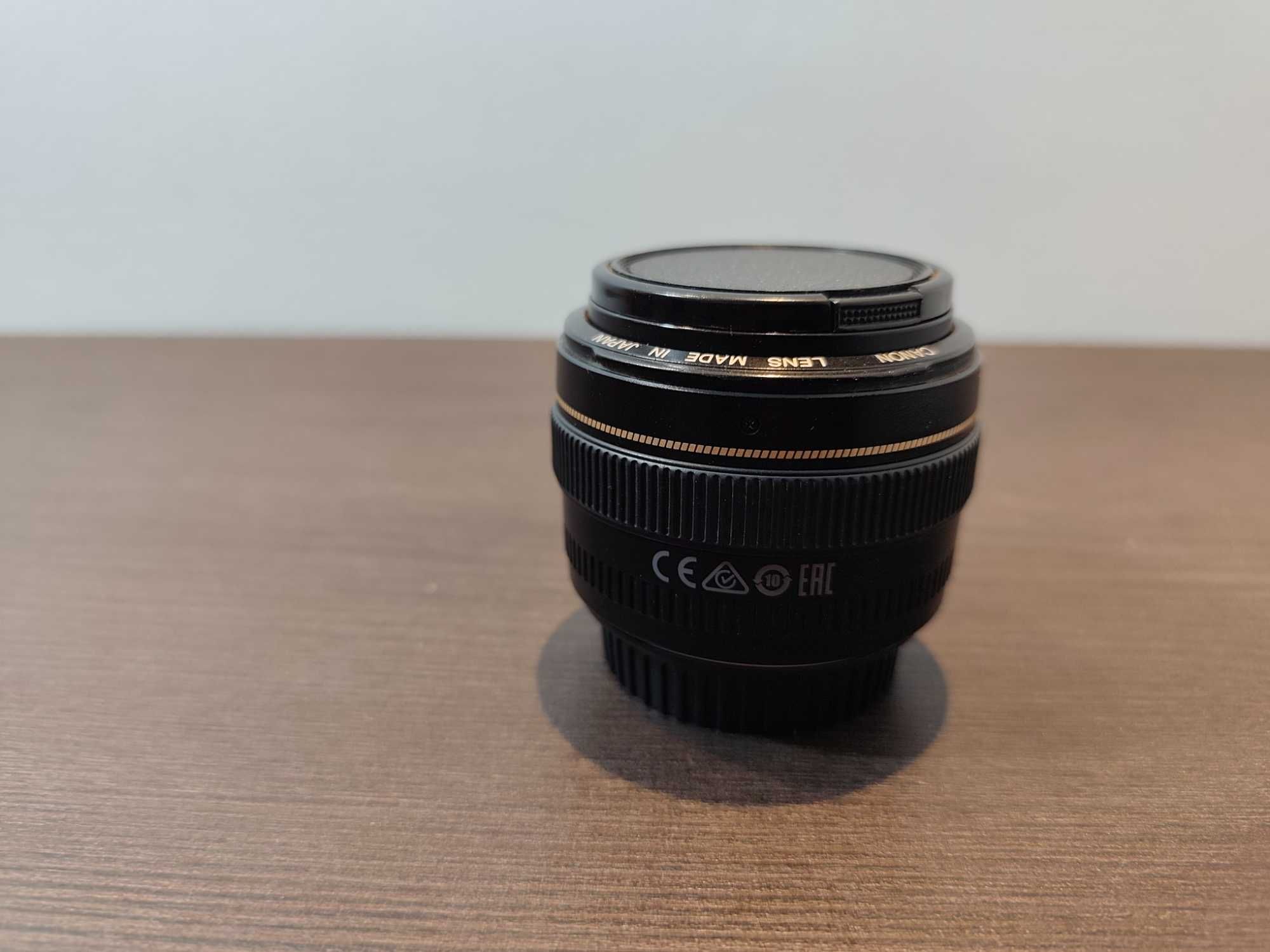 Canon EF 50mm f/1.4