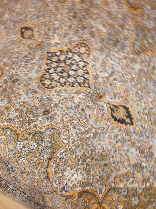 Покрывало ковровое тоненькое