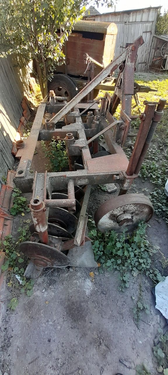 Продам діскову борону ,однорядну в справному робочому стані.