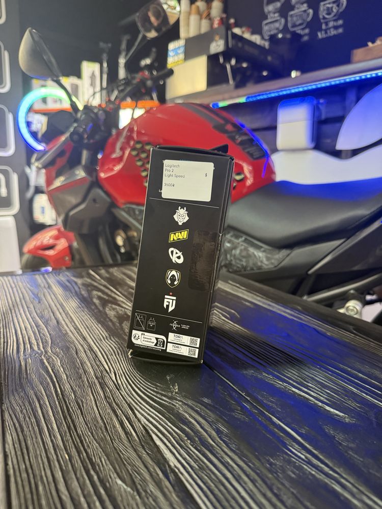 Мишка Ігрова Logitech Pro 2 Light Speed