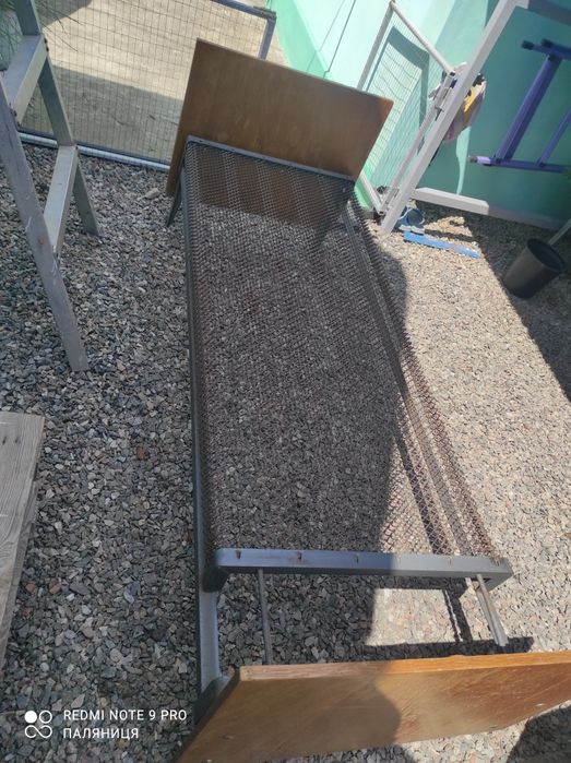 Ліжко односпальне